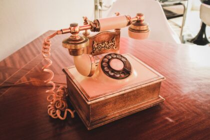 Photo Mobile phone contract